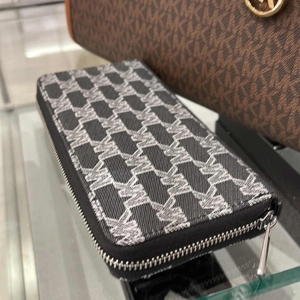Michael Kors Men’s Women’s Cooper Tech Zip Around Continental Wallet Black NWT
